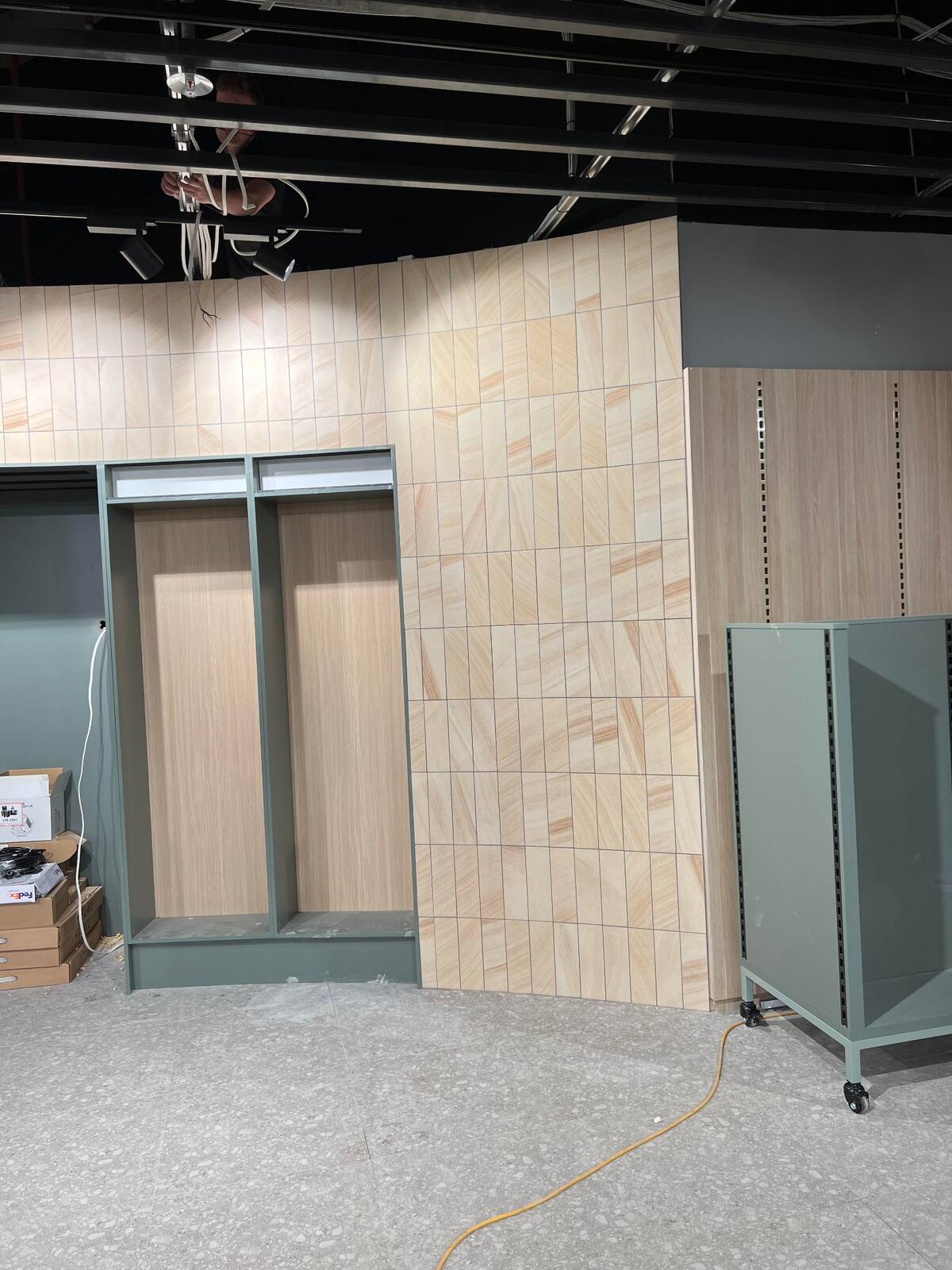 Timber-look tile wall